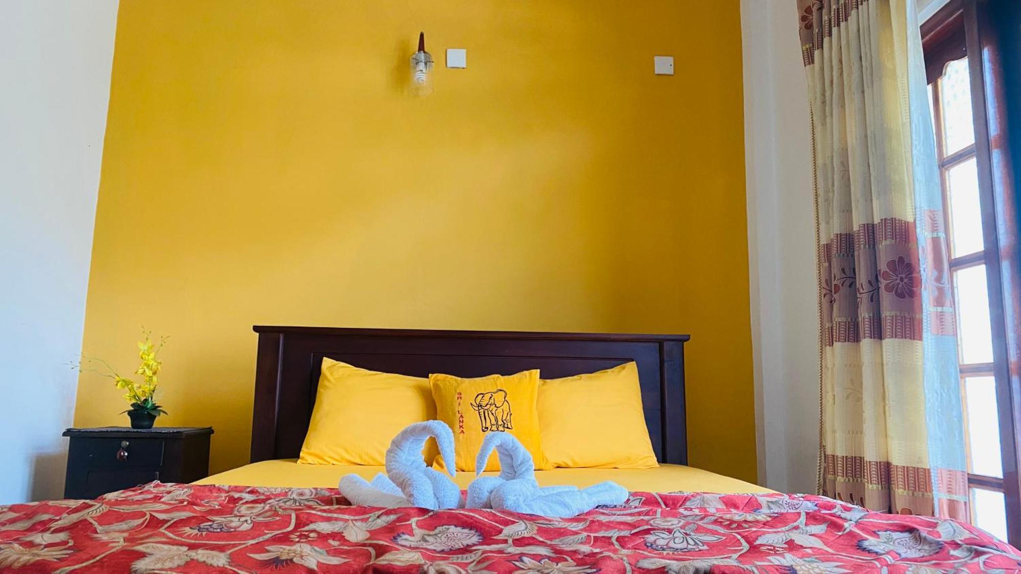 New Nethmi Villa Kandy Esterno foto